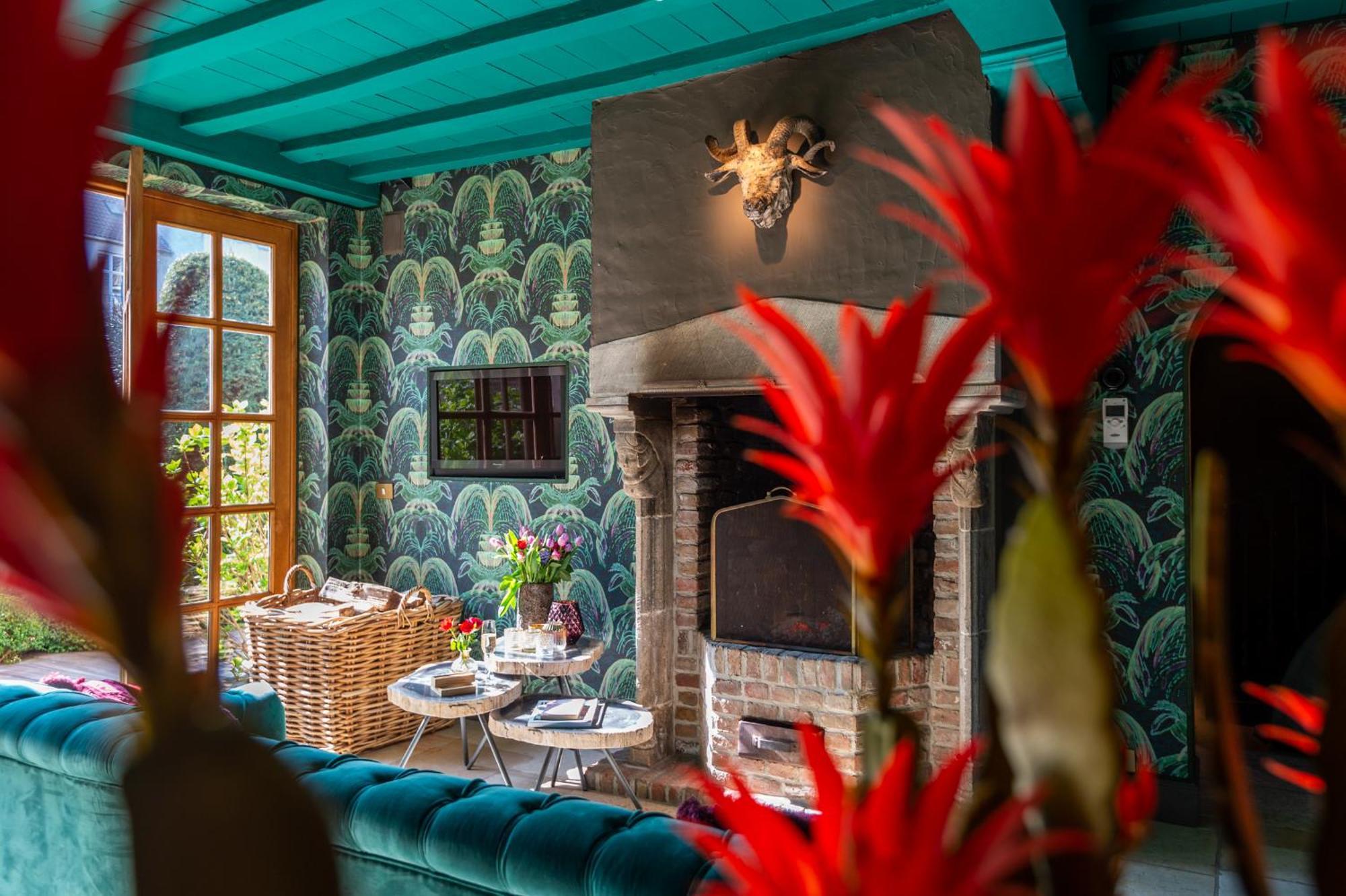 Exclusive The Secret Garden Couette-café